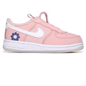 NIKE AIR FORCE 1 TOGGLE SE TD PINK WHITE FLOWER SIZE 12C DB1819-600 SLIP ON